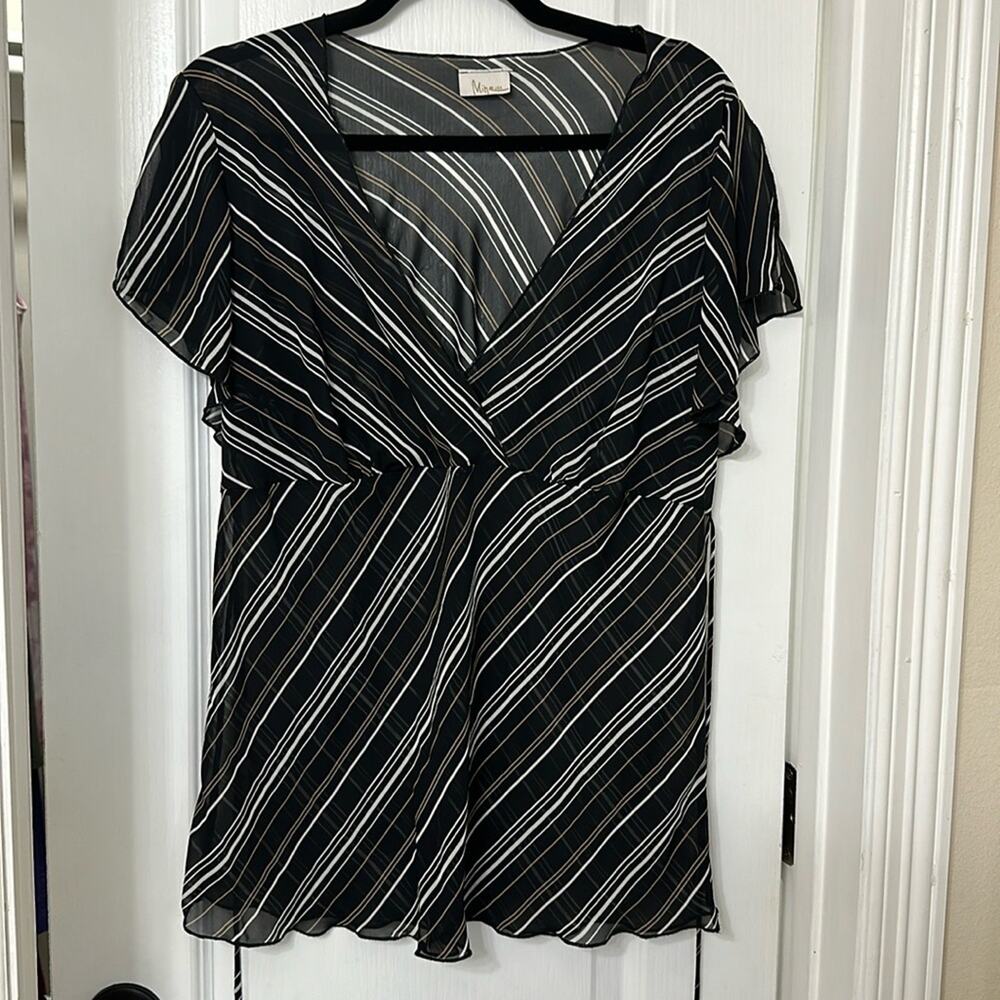 Mine sheer black white diagonal stripe vneck wrap waist L